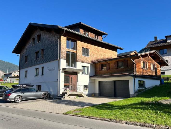 Vakantiewoning voor 5 personen, met balkon en uitzicht in Au