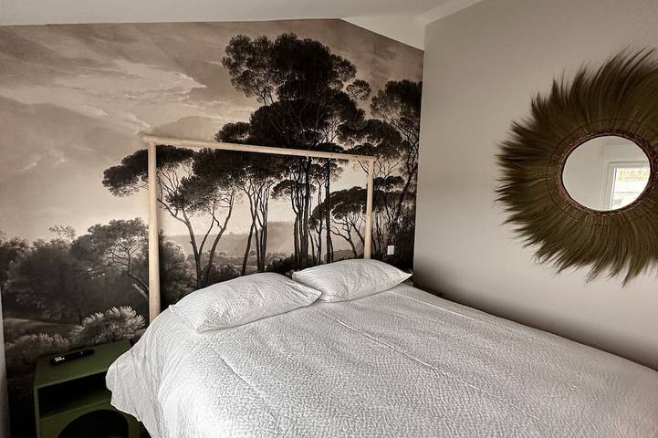Gîte pour 4 personnes, avec Terrasse à Les Attaques - 2