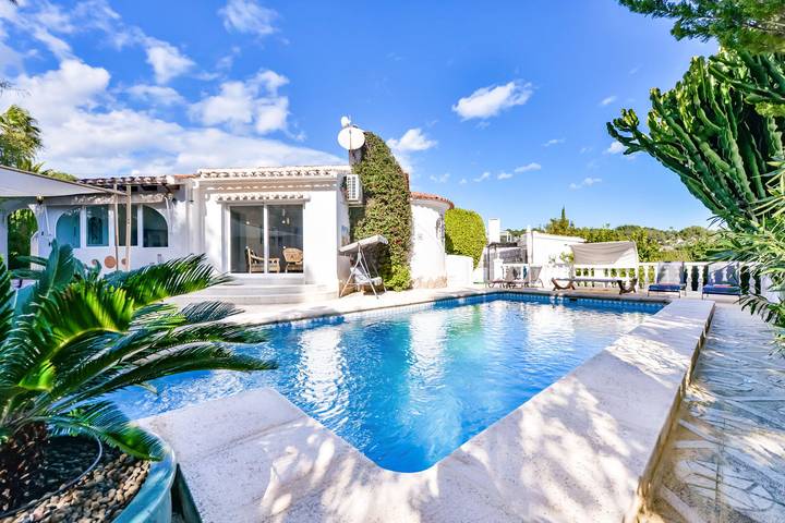 Maison de vacances pour 7 personnes, avec terrasse et jardin dans La Fustera