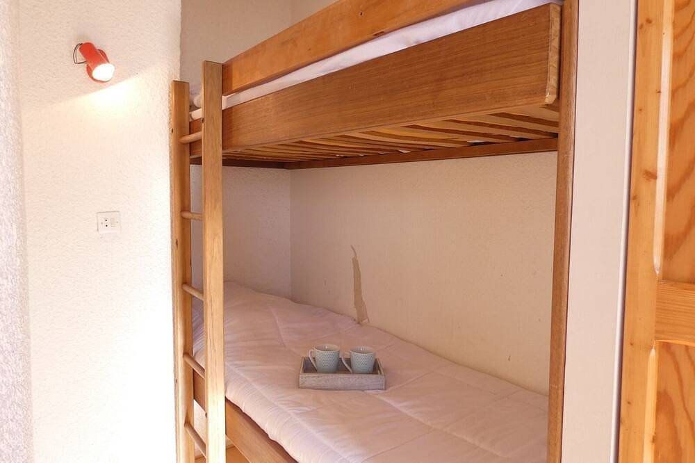 Ganze Wohnung, Gemütliches Studio für 4 Personen mit Balkon - Südausrichtung, Aufzug, Skiraum in Piau-Engaly in Piau-Engaly, Aragnouet