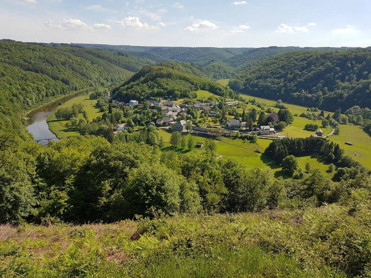 Three-Bedroom Chalet in Bouillon, Région de Neufchâteau