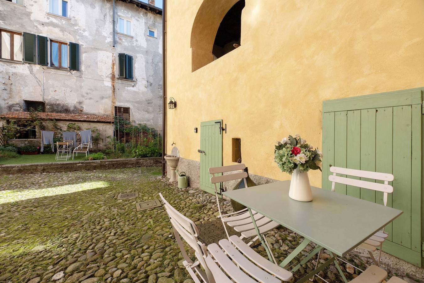 Appartamento intero, Appartamento 'Domas Home N 3' con Wi-Fi e aria condizionata in Domaso, Lago di Como