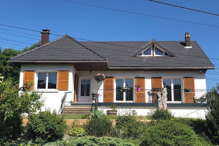 Gîte pour 6 personnes, avec piscine dans Vanclans