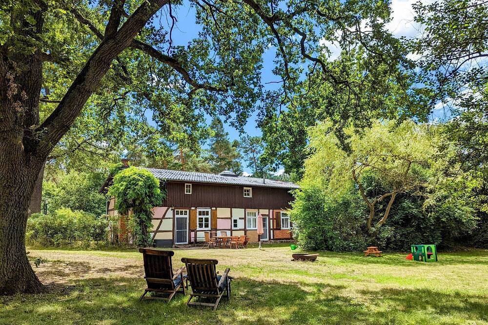 Romantic country idyll - former inn with large garden, fireplace, near the forest and lake, foto 13