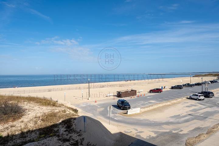 Vacation rental for 6 people, with balcony in Lewes