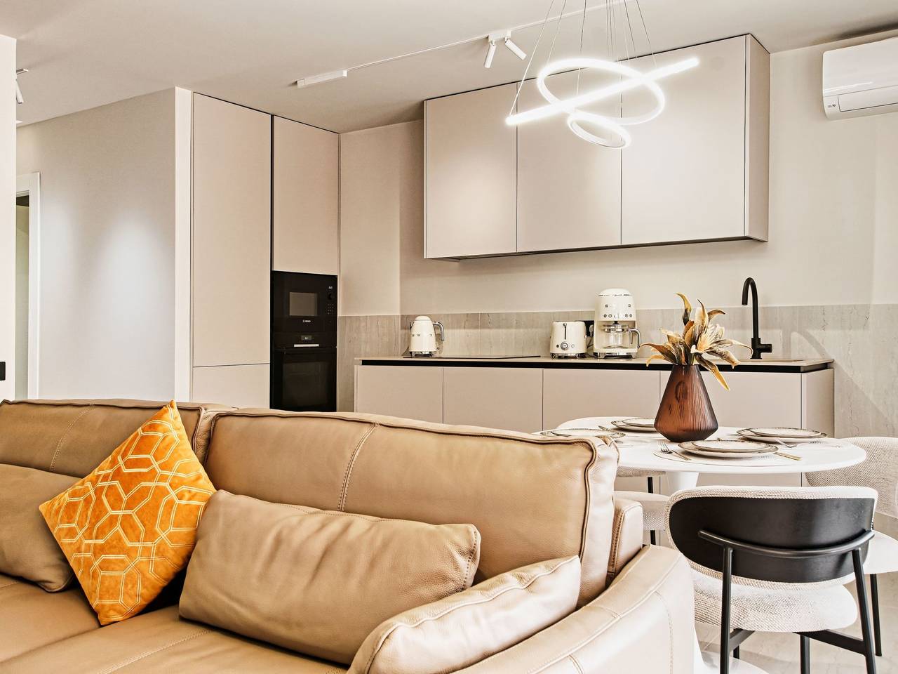 Entire apartment, "Designer Oasis" in Los Cristianos, Arona