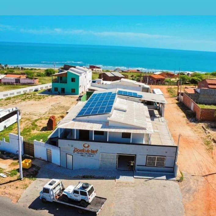 Hôtel pour 3 personnes, avec terrasse ainsi que jardin et vue, animaux acceptés à Areia Branca