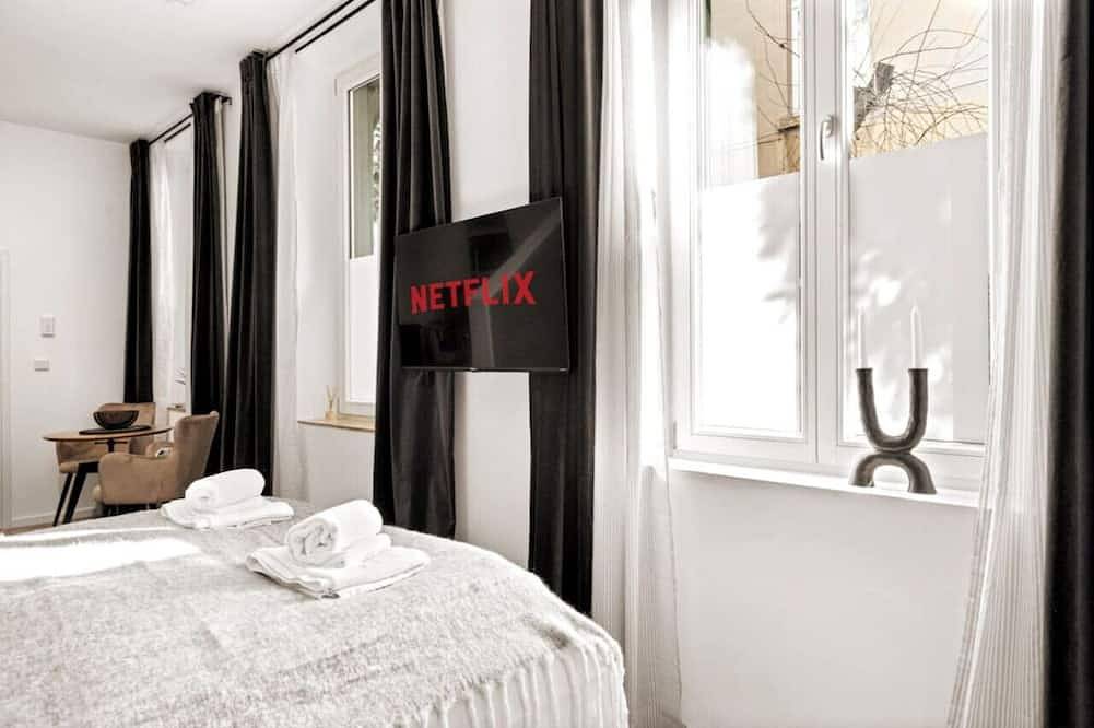 Ganze Wohnung, 25qm *Design Wow Studio* | City | Ruhig | Hbf 100m in Krefeld, Niederrhein