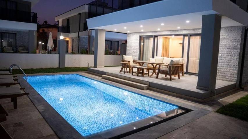 Chalet para 8 personas, con piscina además de jardín y vistas - 1