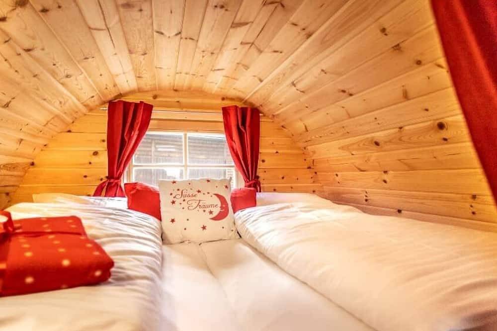 Ganze Wohnung, Schlaffass für bis zu 4 Personen - ein Campingerlebniss der besonderen Art in Burglengenfeld, Ostbayern