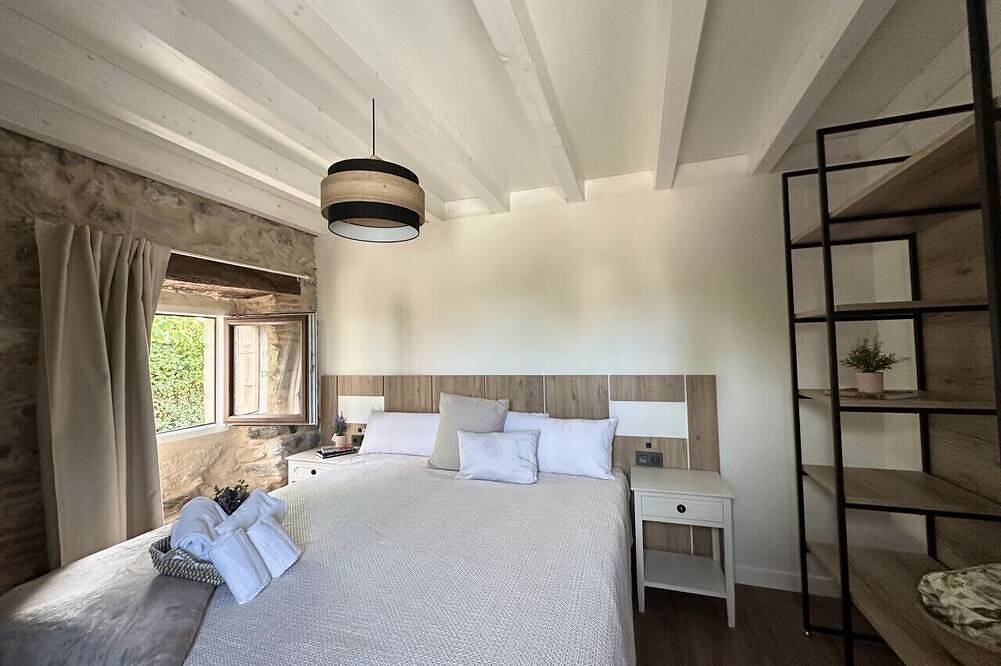 Entire apartment, Casa De Postas - Superior Duplex in Meruelo, Cantabrian Coast