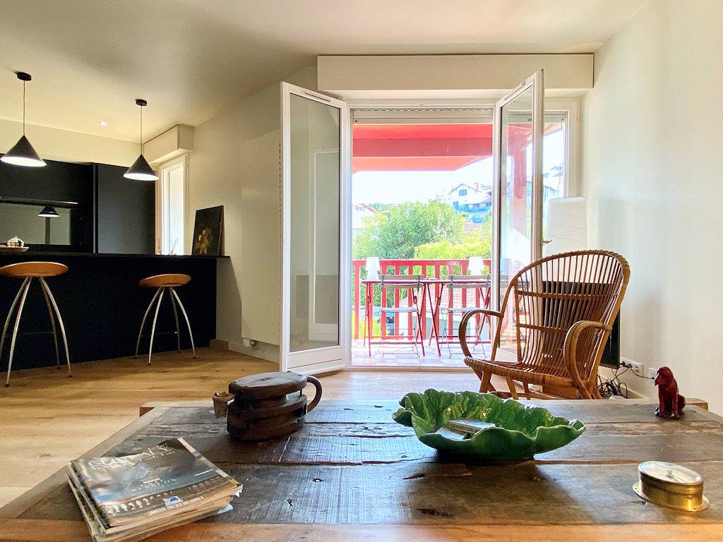 Appartement entier, Appartement Dipini, 3 chambres, balcon terrasse, plage in Guéthary, Région de Bayonne