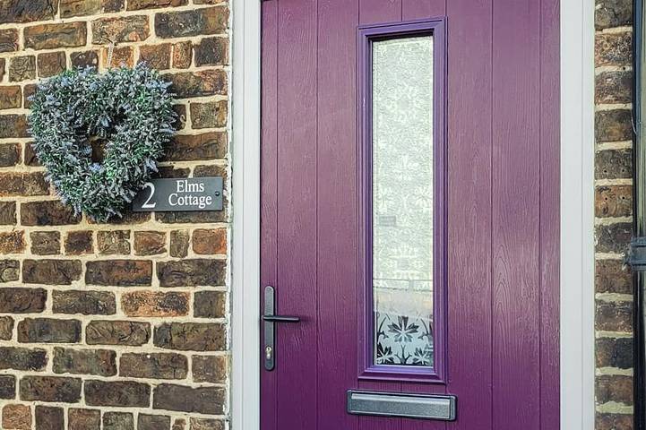 Cottage for 5 people, with garden, with pets in Darlington