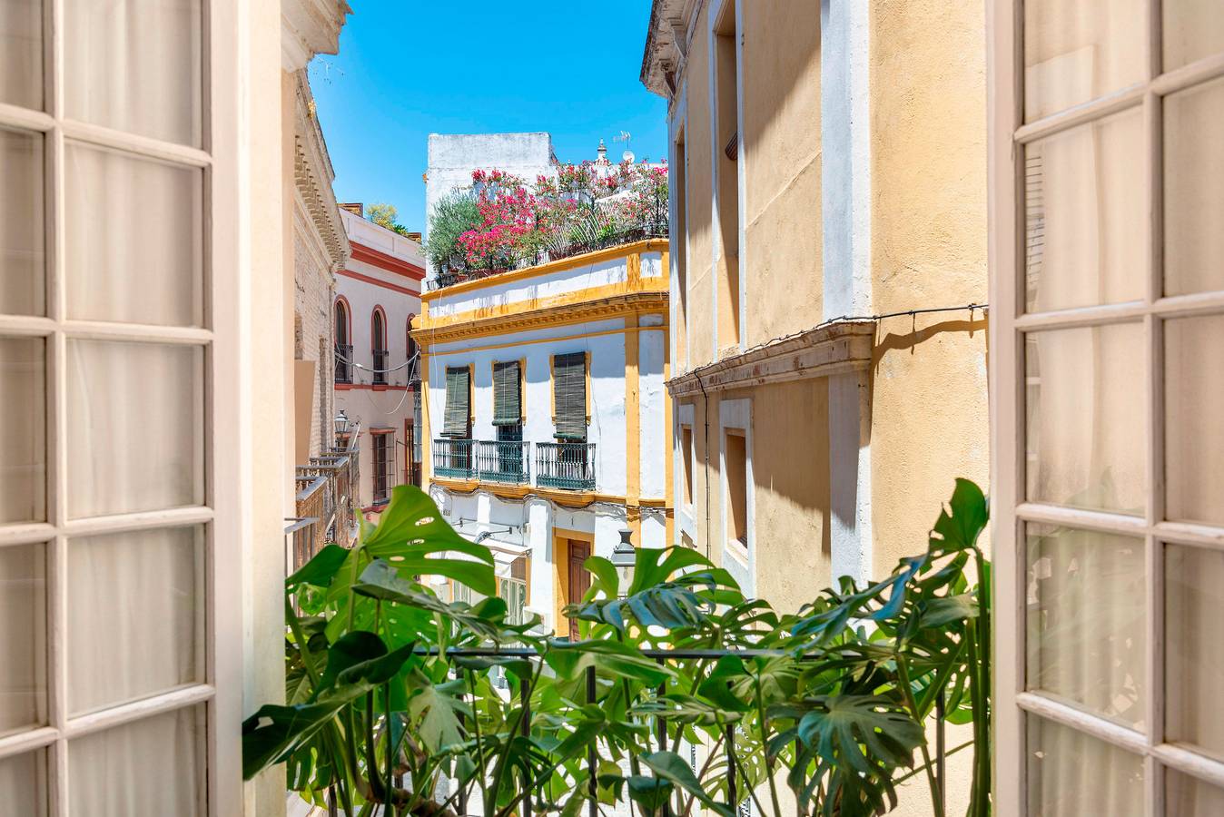 Ganze Wohnung, Lovely one bd apartment near the Cathedral. Pasaje Santa Cruz I in Casco Antiguo, Sevilla