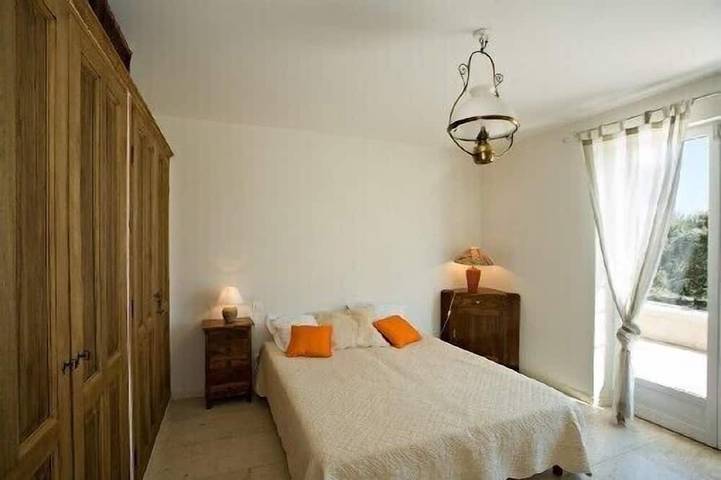 Location de vacances pour 8 personnes, avec jardin et terrasse à Crillon-le-Brave - 2