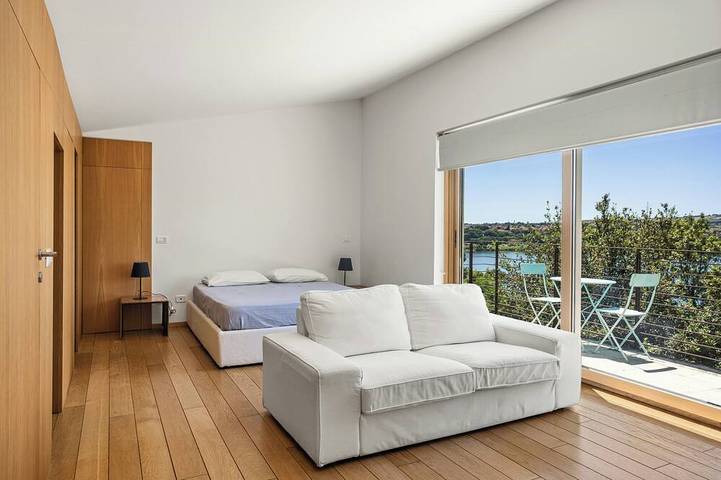 Villa am Bracciano-See mit Privatstrand in Anguillara Sabazia, Braccianosee