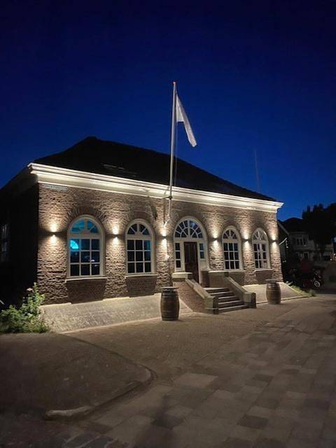Ferienwohnung für 2 Personen, mit Terrasse und Sauna sowie Ausblick in Terschelling