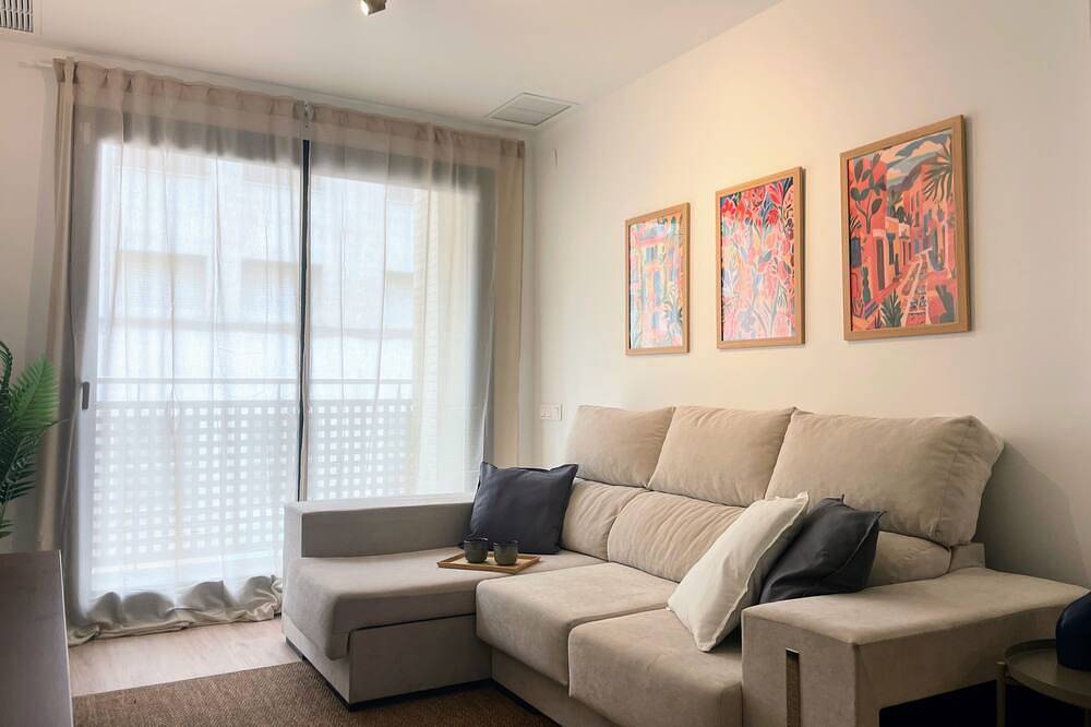 Appartamento intero, Apartment for temporary rent in Terrassa in Terrassa, Barcellona entroterra