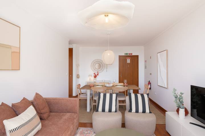 Ganze Wohnung, Wings Apartment II - Mit Balkon in Santa Cruz in Santa Cruz (Madeira), Madeira