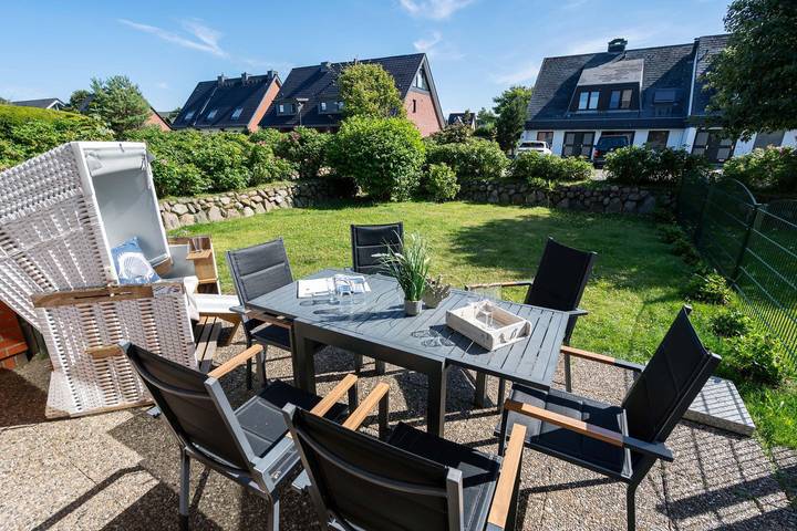 Ferienhaus für 6 Personen, mit Terrasse und Garten in Wenningstedt - 4