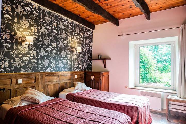 Gîte pour 4 personnes, avec jacuzzi et jardin à Plouégat-Moysan - 3