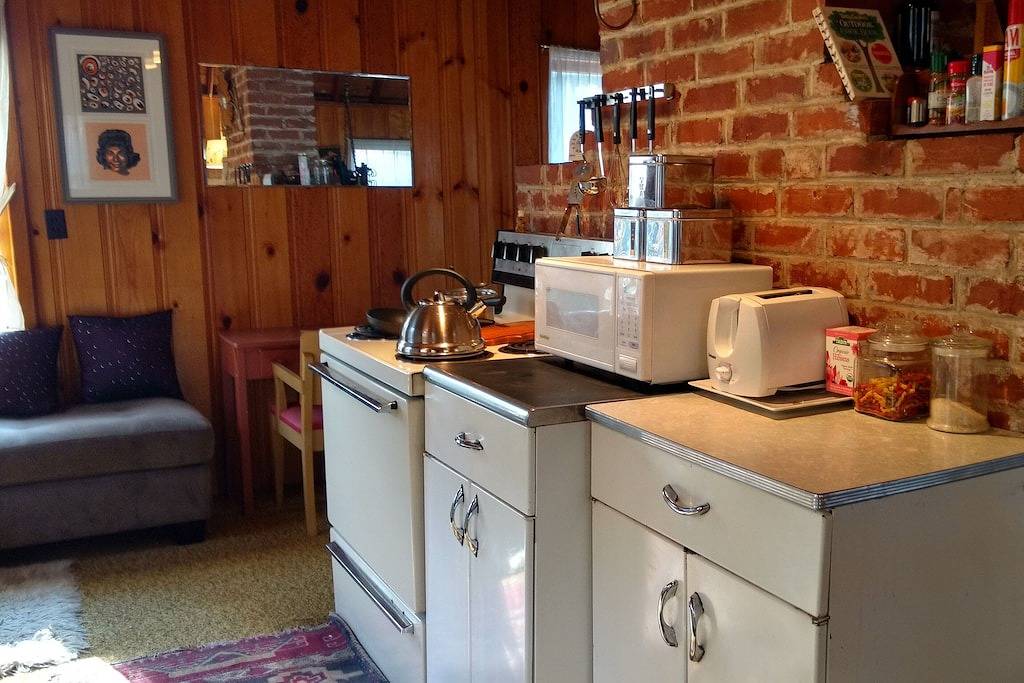 Ponderosa Cabin ~ rustic comfort + Wifi by Sequoia & Kings Canyon National Parks in Kings Canyon Nationalpark