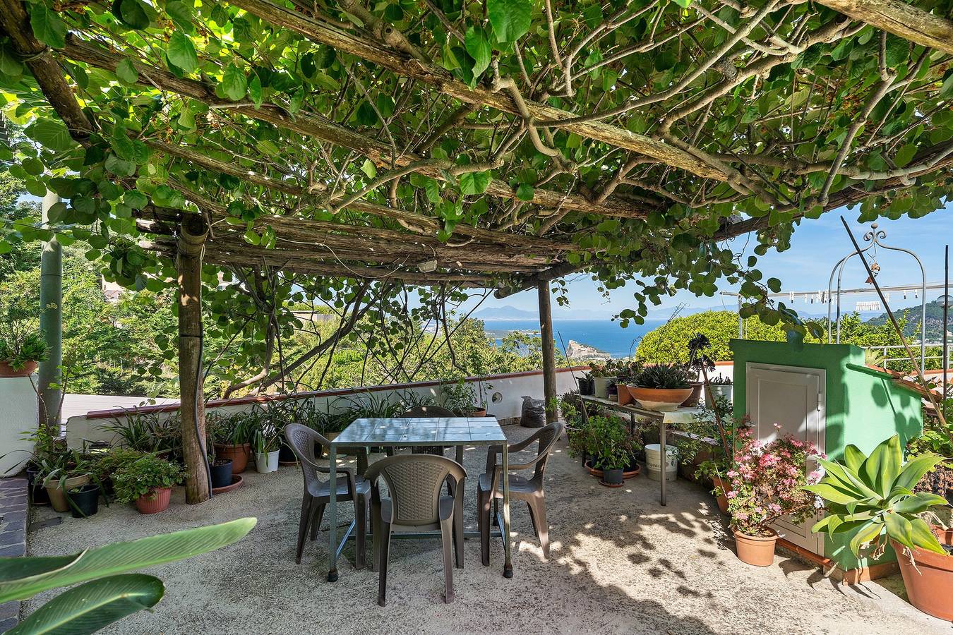 Appartamento intero, Appartamento 'Bilocale Con Vista Mare' con Vista Mare, Terrazza Privata e Wi-Fi in Barano d'Ischia, Ischia
