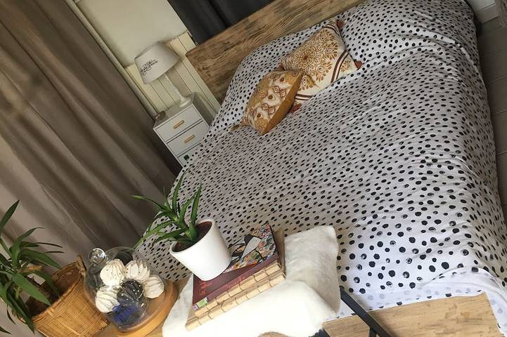 Maison de vacances pour 4 personnes, avec piscine et jardin, animaux acceptés à La Jarrie