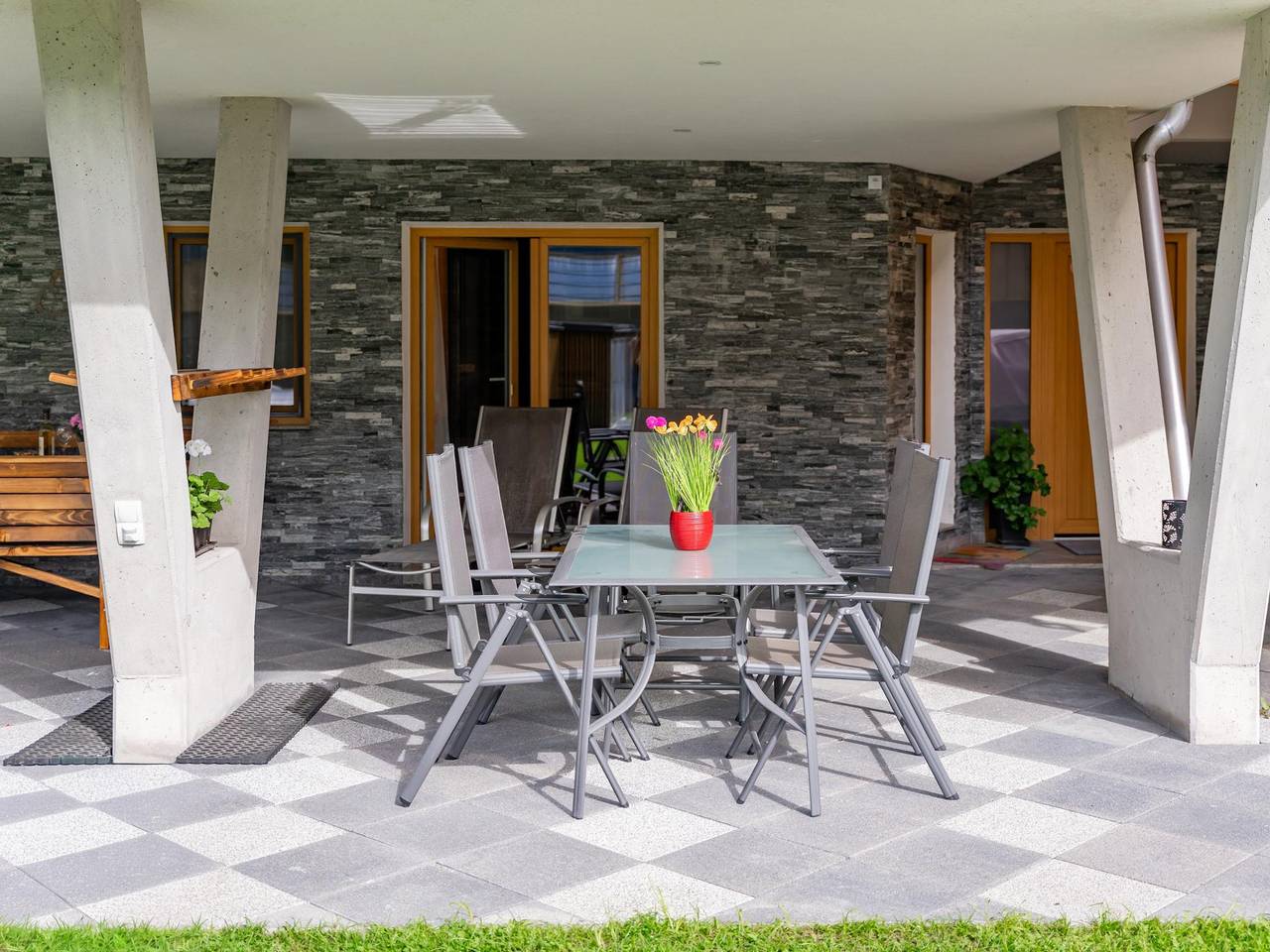 Ganze Wohnung, Ferienwohnung mit Terrasse im Salzburger Land in Stuhlfelden, Pinzgau