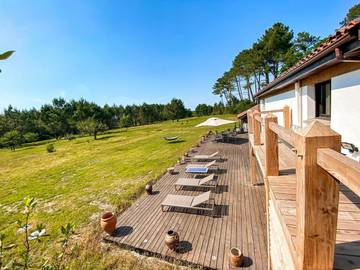 Gîte pour 6 personnes, avec balcon, animaux acceptés à Mézos