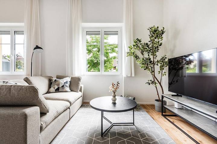 Gîte pour 4 personnes, avec Terrasse à Arbon