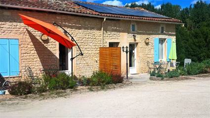 Location de vacances pour 4 personnes, avec terrasse à Ozillac