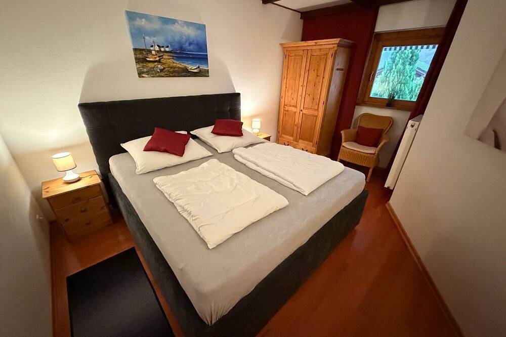 Ferienhaus am Diemelsee im Sauerland bei Willingen mit Pool und Sauna in Diemelsee, die Mittelgebirge