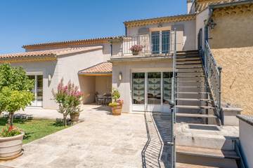 Chambre D’hôte pour 2 Personnes dans Orange, Provence, Photo 1