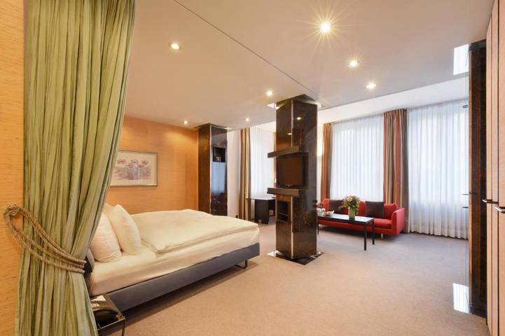 Hotel dla 6 osób, z jacuzzi i taras, zwierzęta dozwolone w Zurych