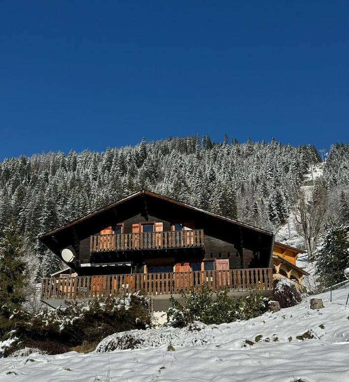 Chalet pour 7 personnes, avec jardin et vue, animaux acceptés à La Chapelle-d'Abondance