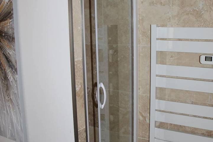 Appartement entier, Appartement Avec Clim, Fibre et Garage in Périgueux, Périgord Blanc