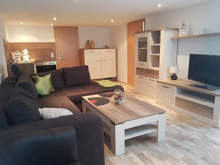 Ferienhaus für 4 Personen, mit Terrasse und Garten