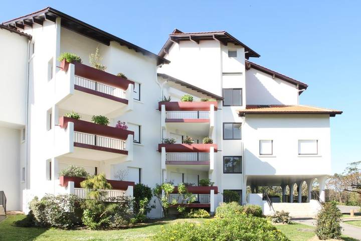 Parc de vacances pour 6 personnes, avec balcon, animaux acceptés au Pays basque - 2