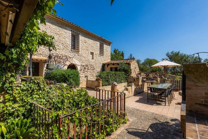 Holiday rental for 3 people, with Garden and Children pool in Petra