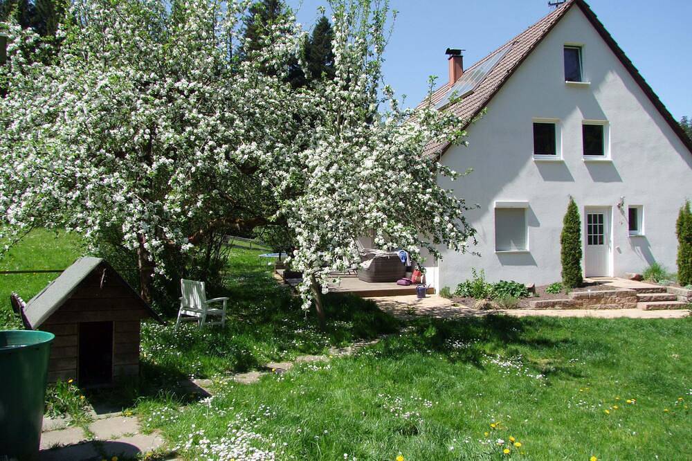 Traumhafte Ruhe in nächster Nähe zur ältesten Stauferstadt in Schwäbisch Gmünd, Schwäbische Ostalb