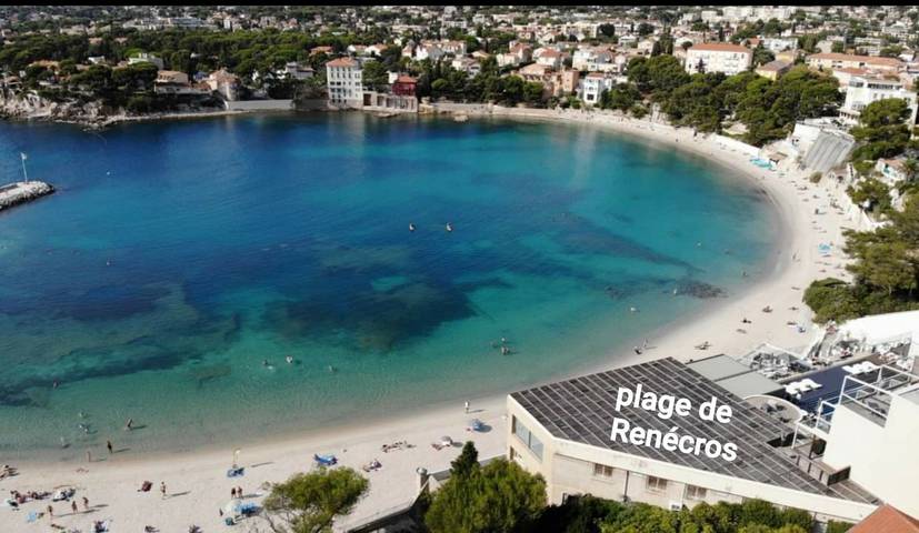 Gîte pour 7 personnes, avec terrasse et jardin à Bandol - 4