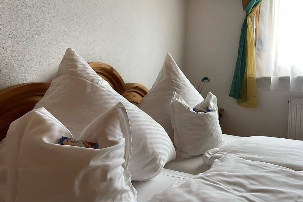 Ganze Wohnung, Komfortable Ferienwohnung für bis zu 4 Personen (85 qm) in Neualbenreuth, Ostbayern