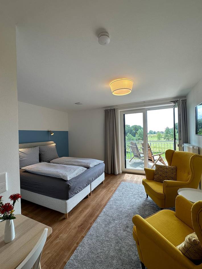 Ferienwohnung für 2 Personen, mit Balkon/Terrasse und Balkon sowie Terrasse und Garten in Poppenbüll - 4