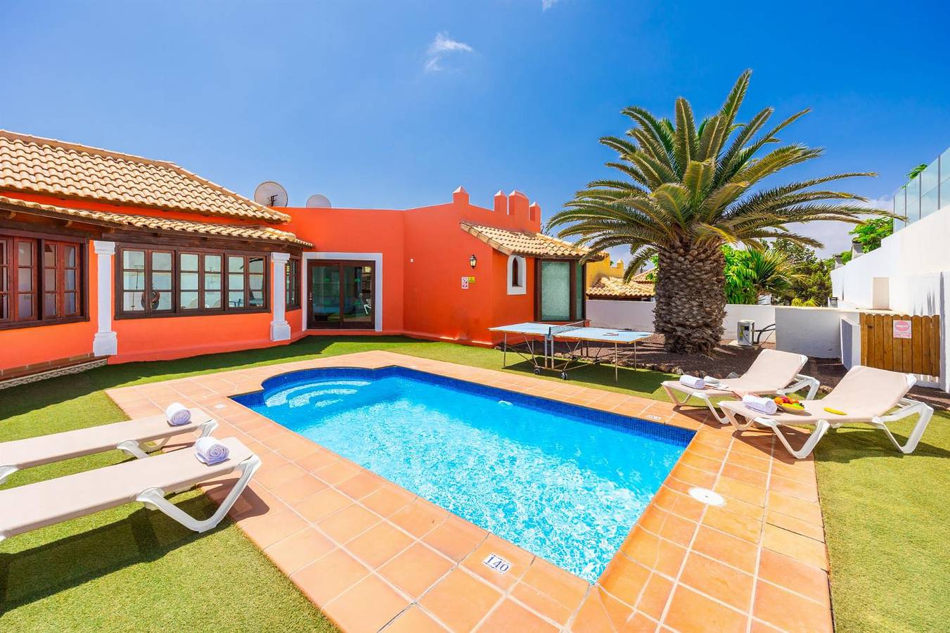 Chalet para 4 personas con terraza in Oasis Tamarindo, La Oliva