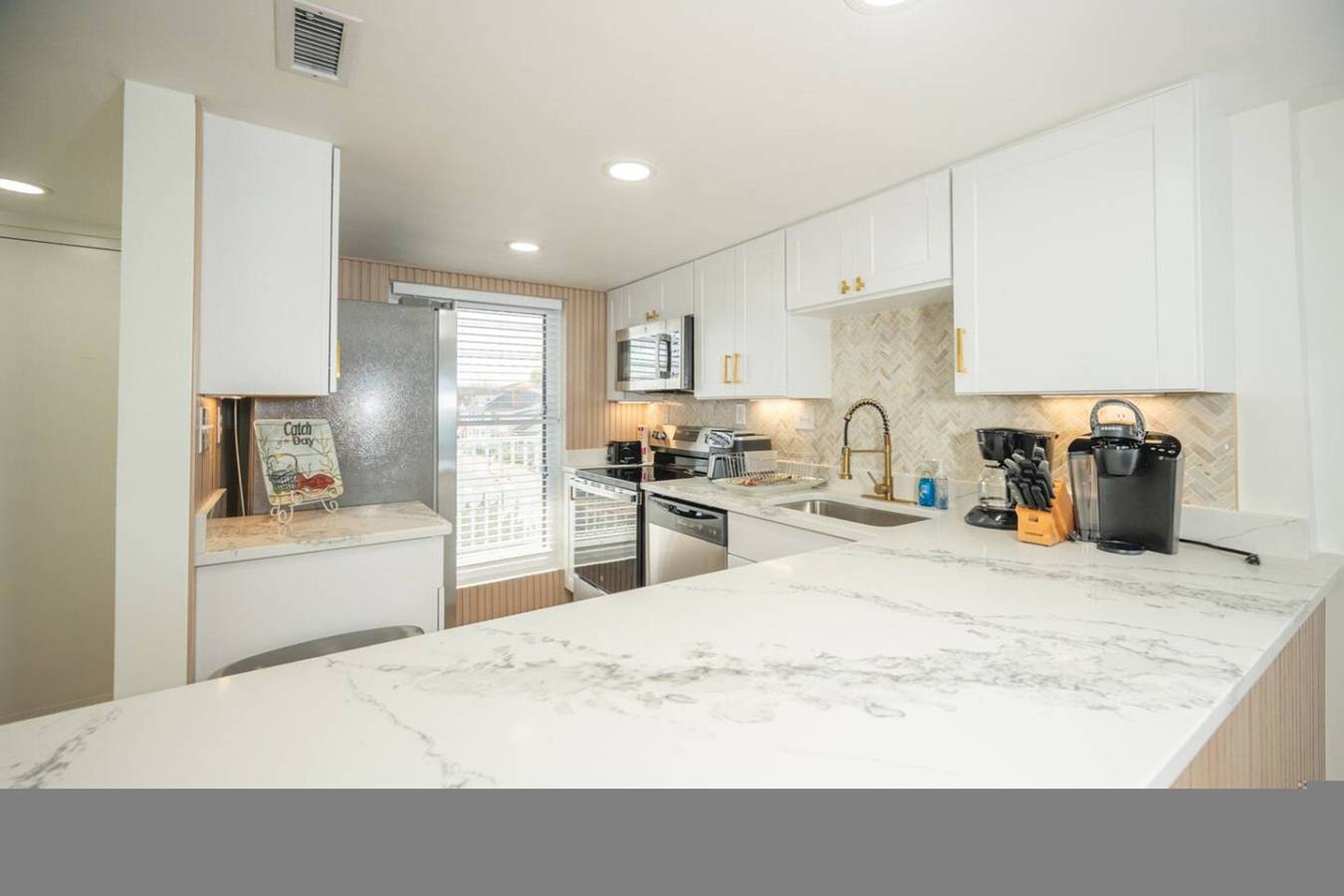 Apartamento entero, Beachfront Condo / Pool / Surfing / Ew 301 in Virginia Beach