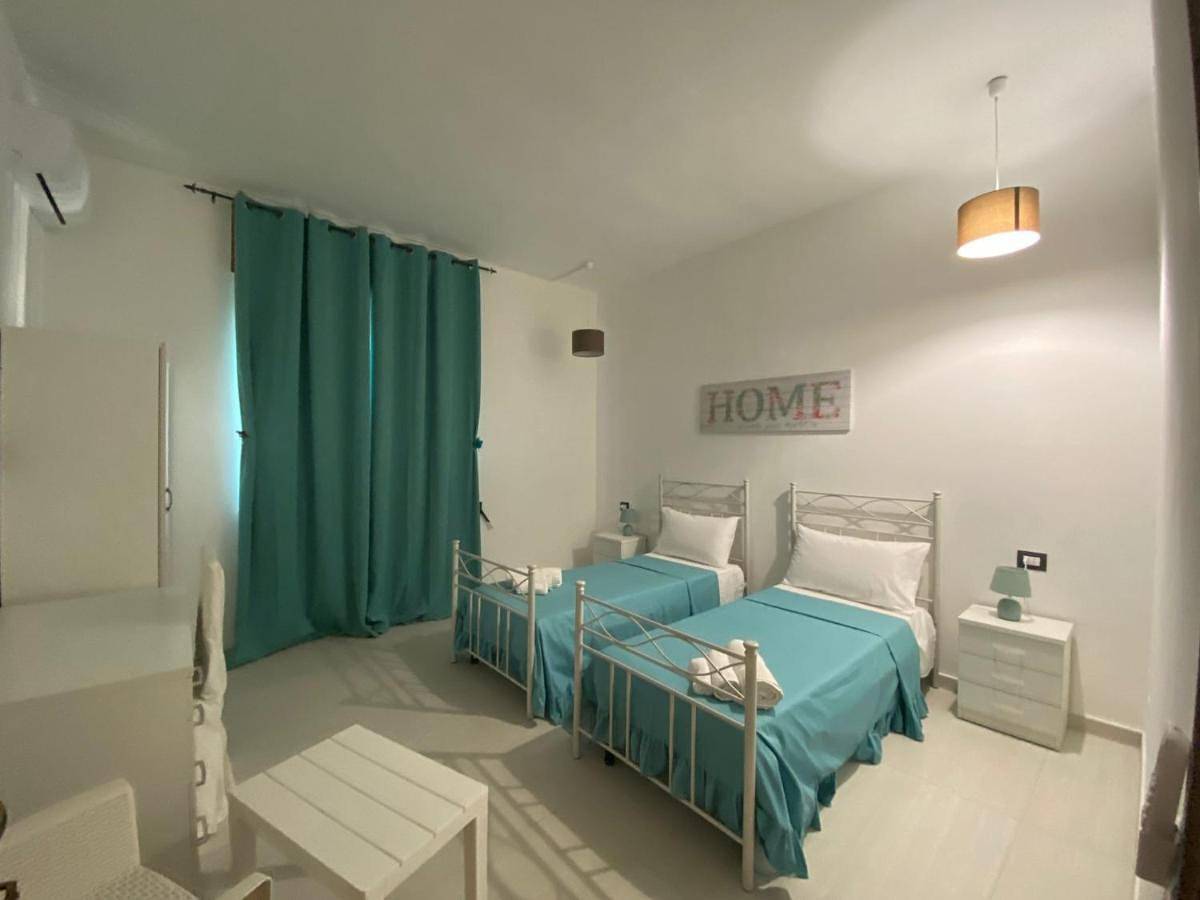 Ganze Wohnung, Double Room with Private Bathroom in Manduria, Golf von Tarent