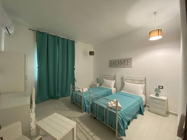 Ferienwohnung für 2 Personen, mit Terrasse und Garten sowie Ausblick in Torre Colimena - 4