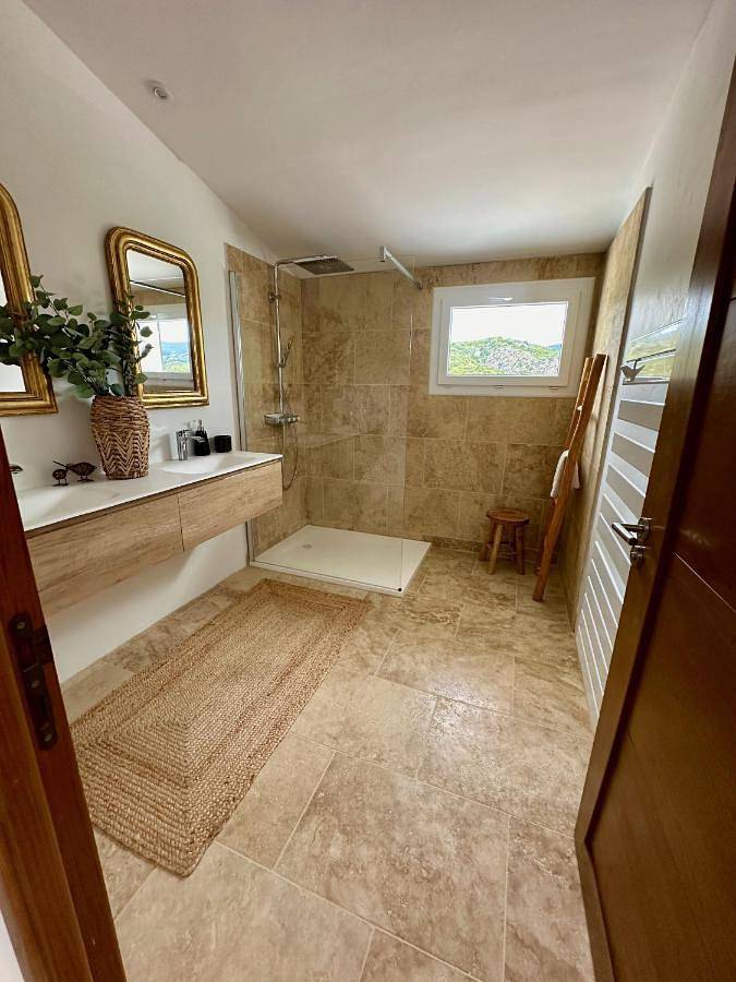 Chambre d’hôte pour 2 personnes, avec balcon et vue ainsi que jardin et piscine à Pietrosella - 4
