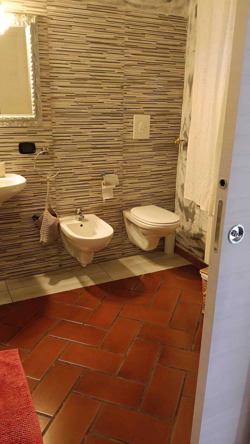 Dreibettzimmer mit Wlan und Klimaanlage in Andria, Nationalpark Alta Murgia